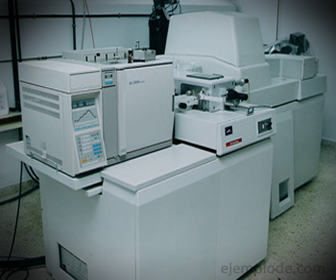 Masspektrometer för kvalitativ analys