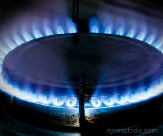 Pembakar kompor gas alam