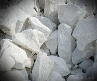 Kalksteen om kalk te produceren