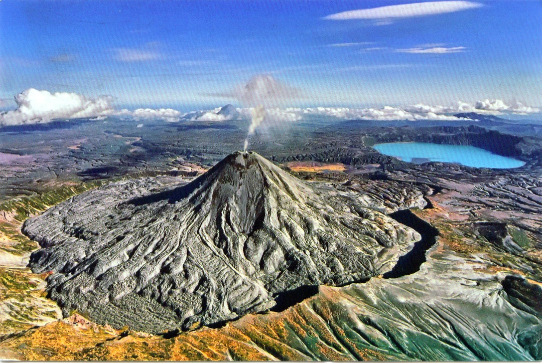 20 esempi di vulcani attivi (immagini scioccanti)