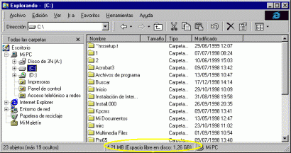 Typický stavový řádek Průzkumníka Windows s informacemi o tom, co vidíme na obrazovce. 