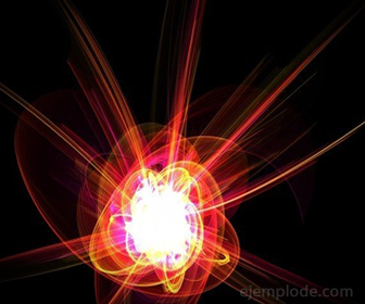Atomet lagrer enorme mengder energi