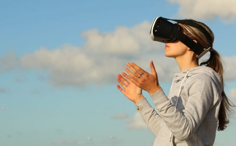 virtualna stvarnost - kaciga