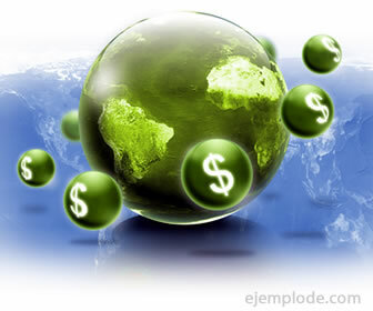 Empresas transacionais, dinheiro indo ao redor do mundo.